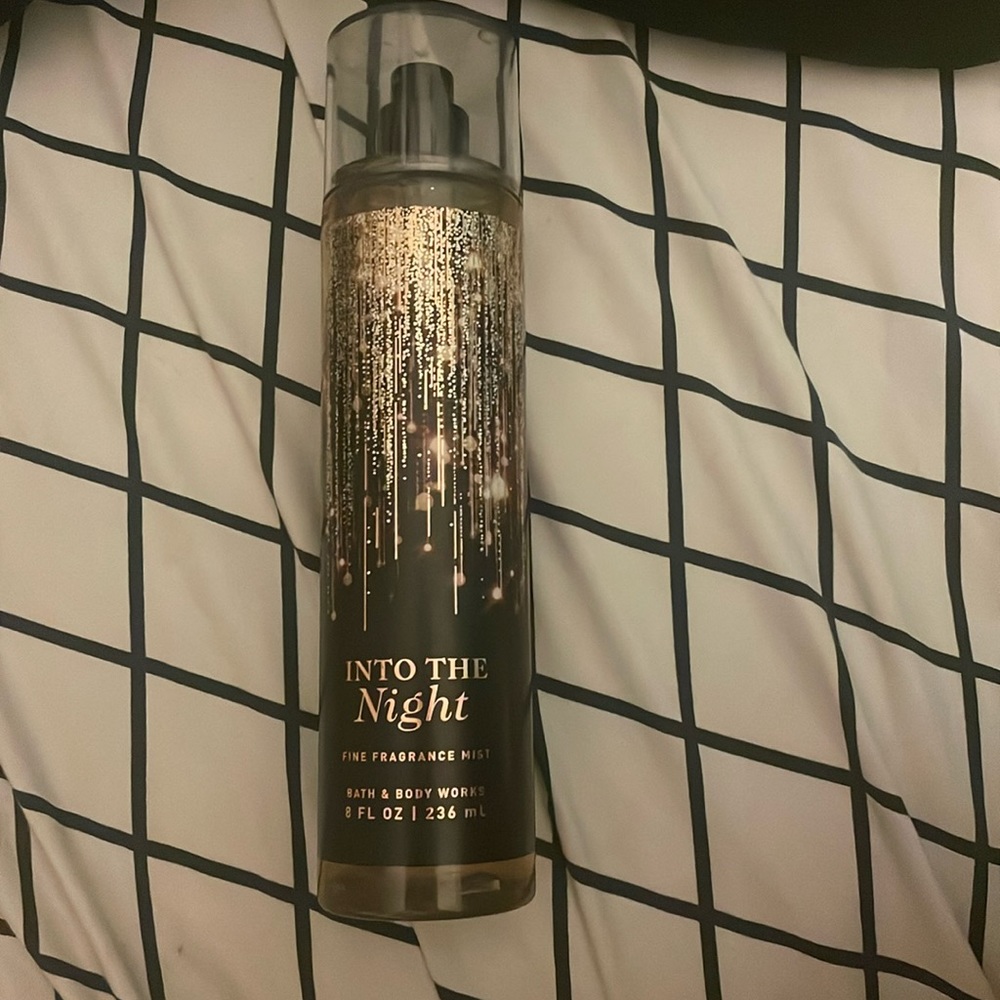 Into the night by bbw